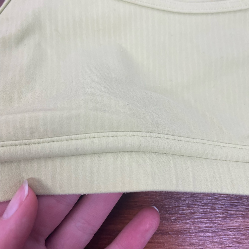 Lululemon Love to Layer Yellow Sports Bra Size 2 Women’s GUC - Picture 14 of 15